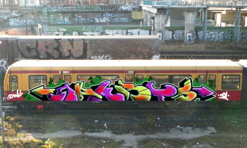 Bombing 1470761351237