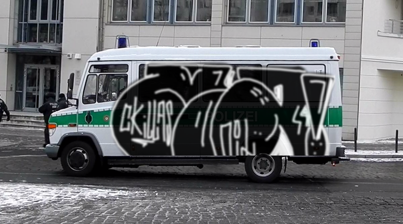 Bombing 1473097424701