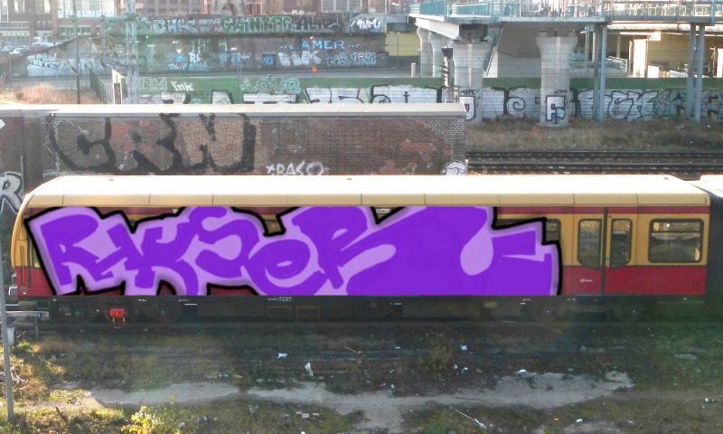 Bombing 1473338434740