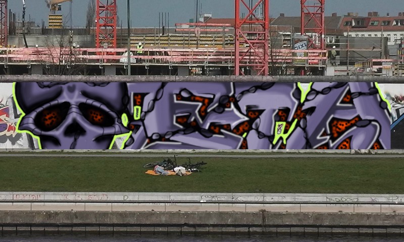 Bombing 1474880643031