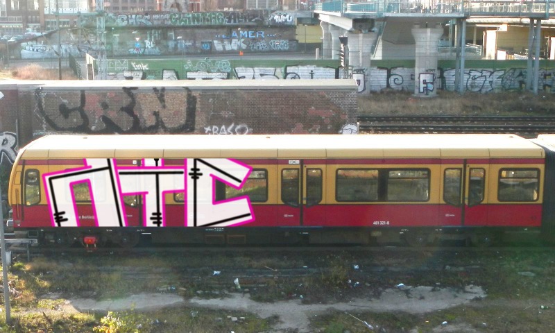 Bombing 1476112425581