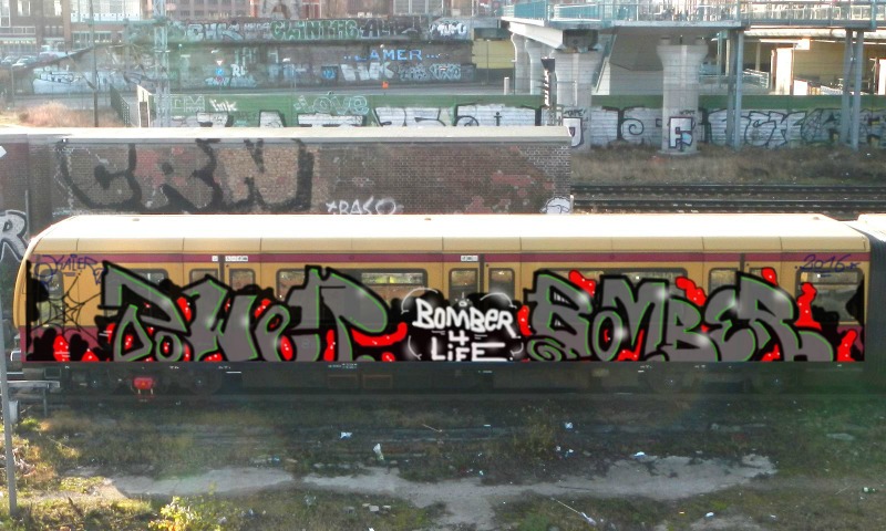 Bombing 1476584558258