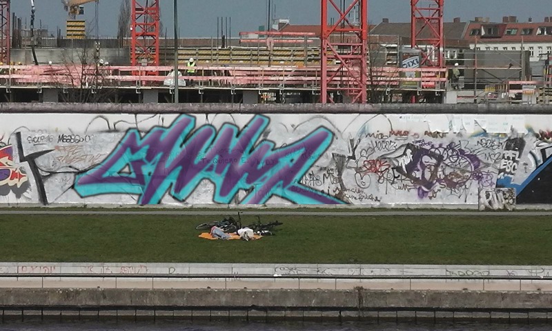 Bombing 1477703840446