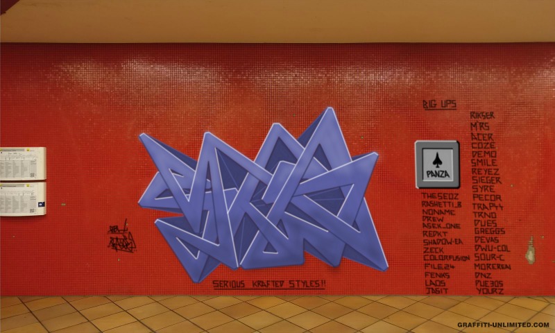 Bombing 1479385131842