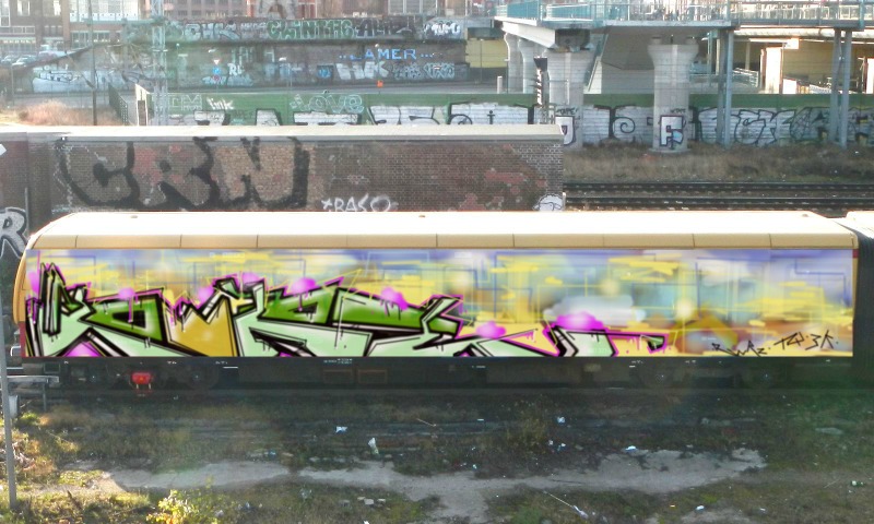 Bombing 1480583659626