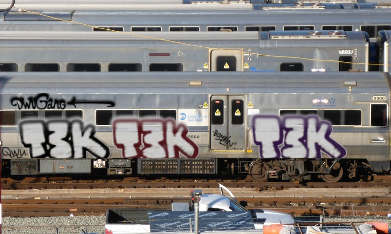 Bombing 1480760927096