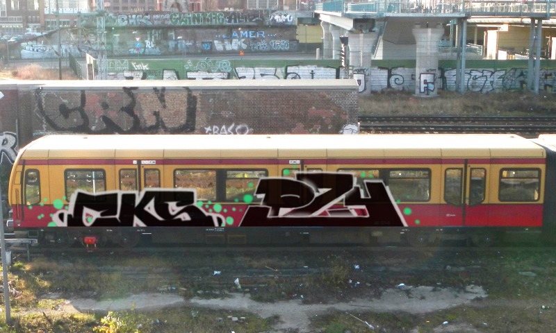 Bombing 1484482896255