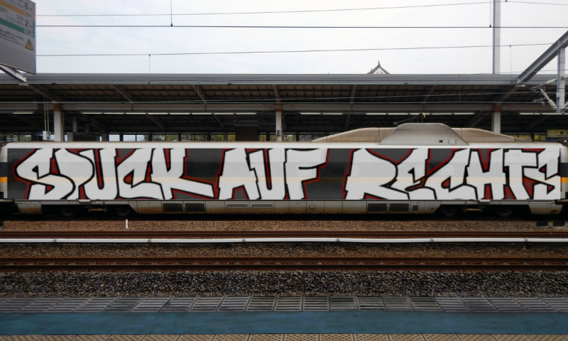 Bombing 1489882325414