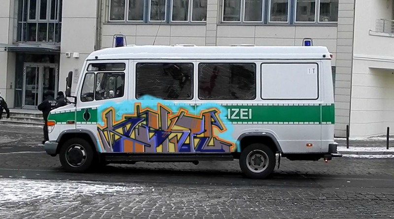 Bombing 1490631457843