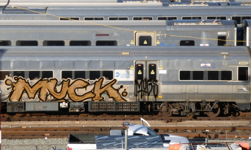 Bombing 1494986708902