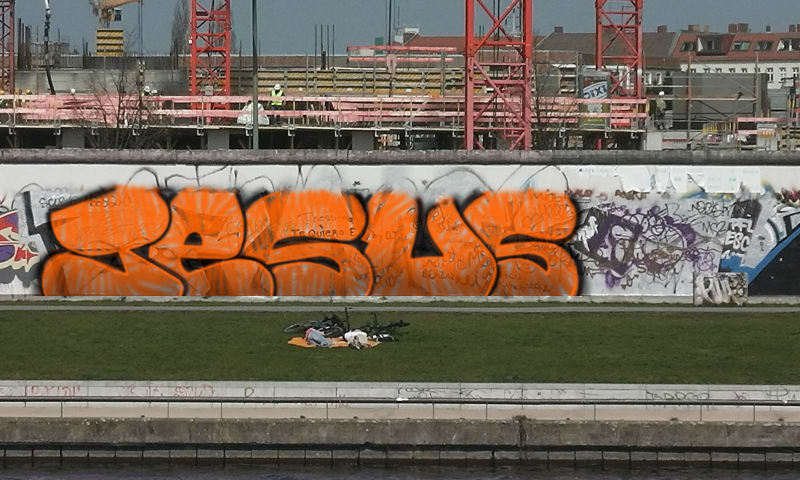 Bombing 1499092335849