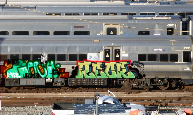 Bombing 1505004352860