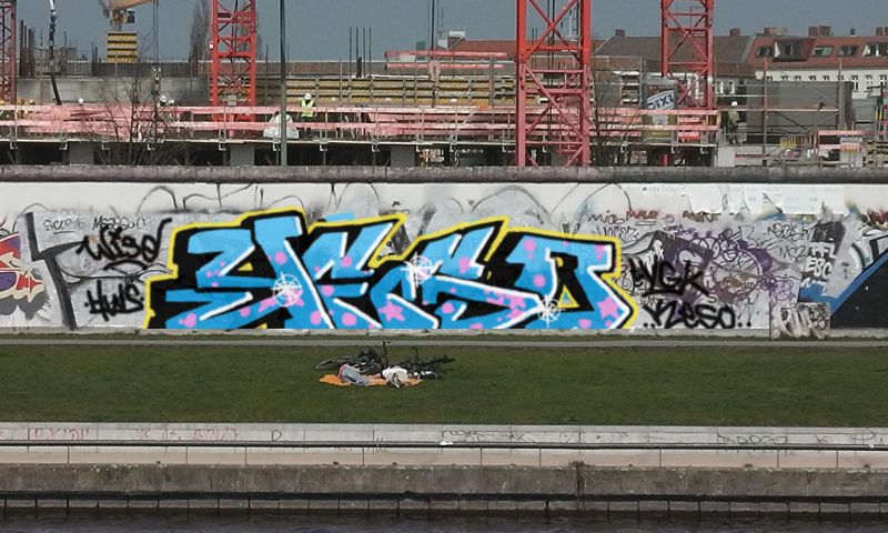 Bombing 1505602059304