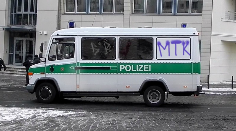 Bombing 1507439473880