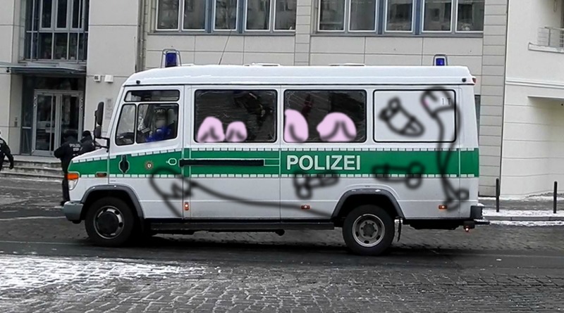 Bombing 1507996956733