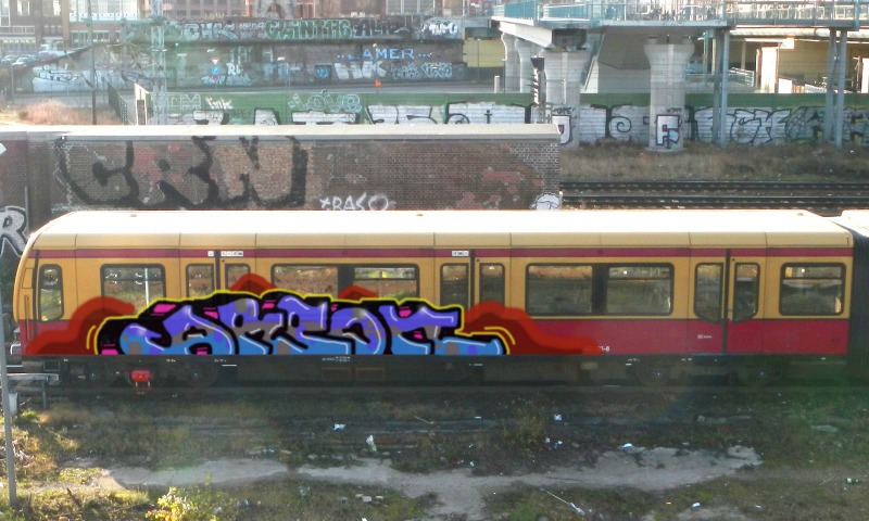 Bombing 1511952751374