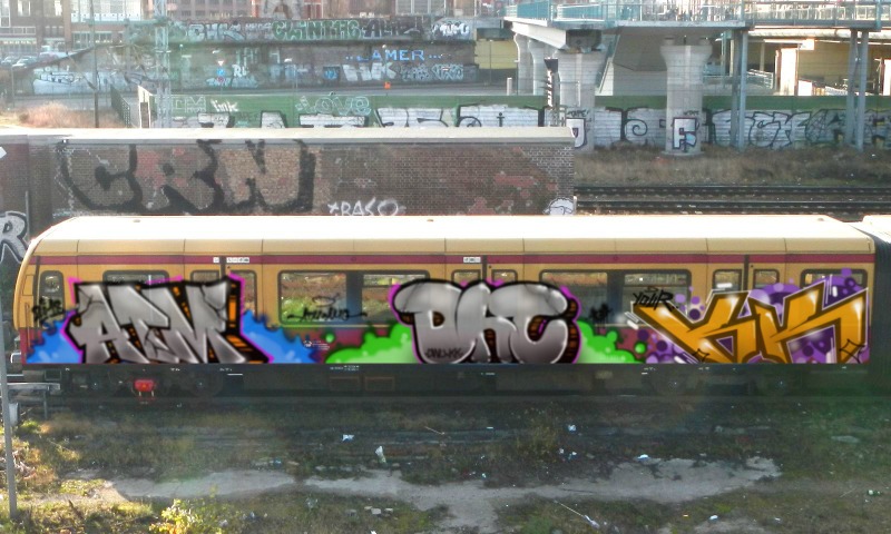 Bombing 1516711891144