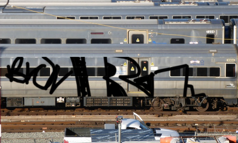 Bombing 1517829669825