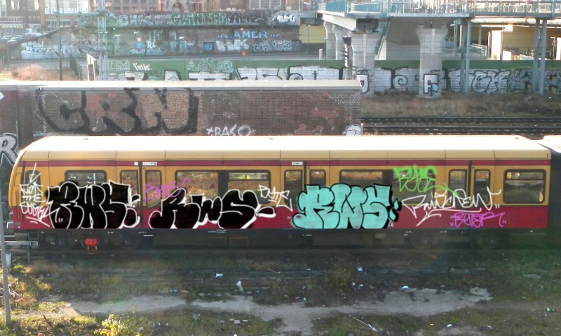 Bombing 1518209332623