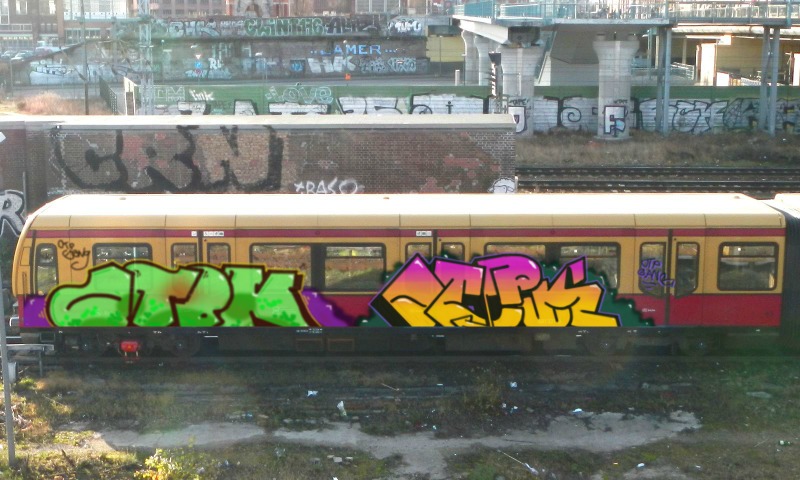 Bombing 1521404388135