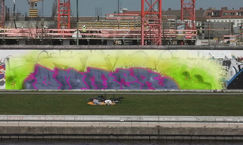 Bombing 1520926877967