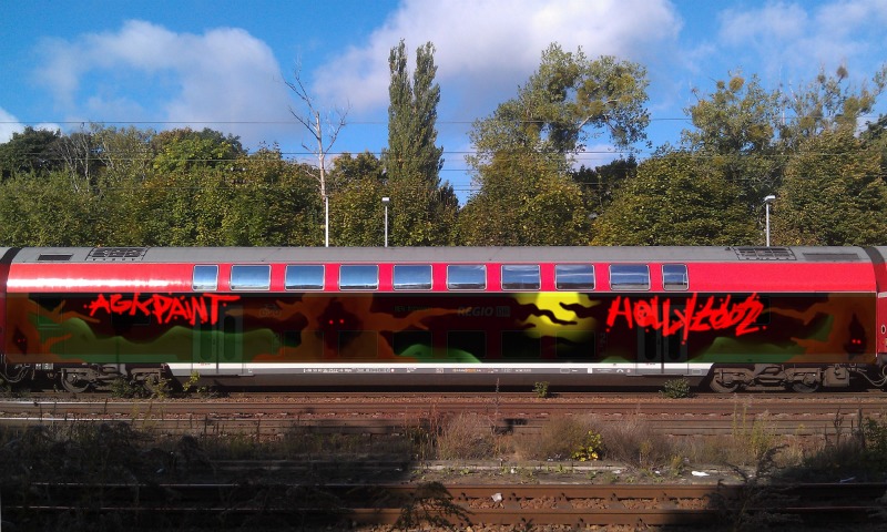 Bombing 1523736352571