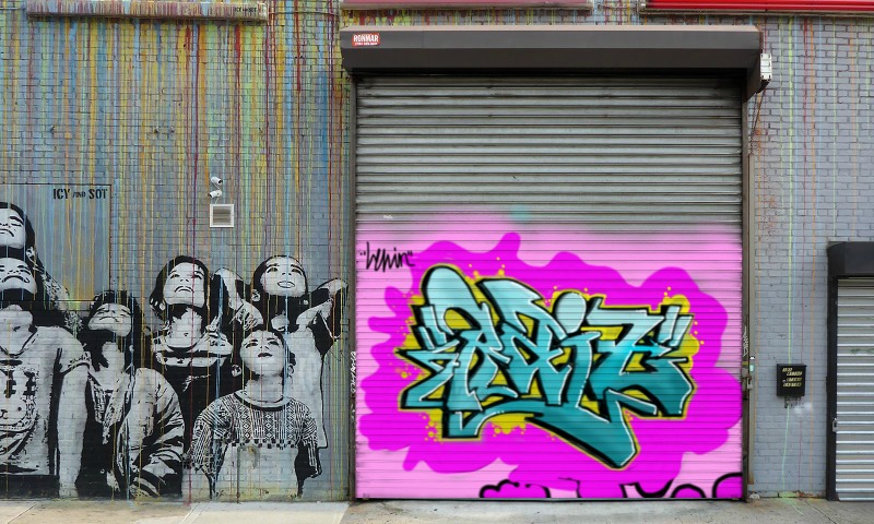 Bombing 1525770519001