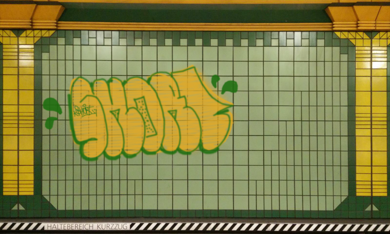 Bombing 1526689791294