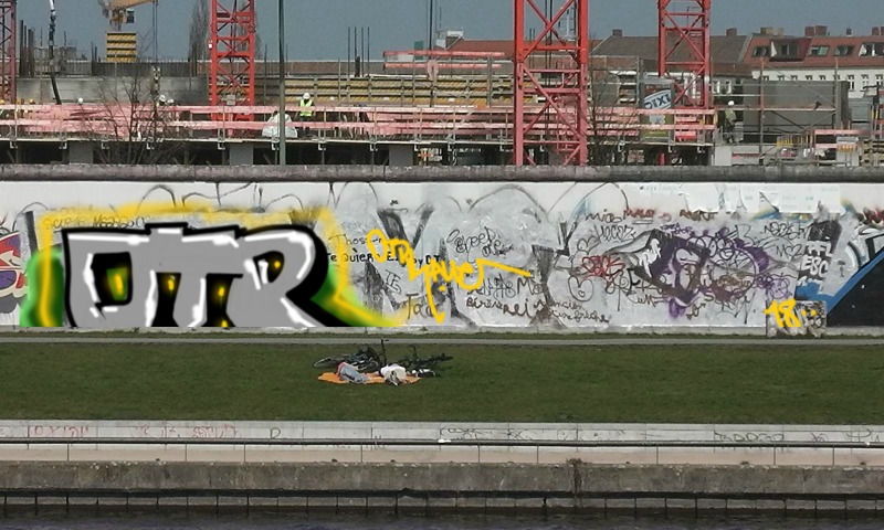 Bombing 1527489505098