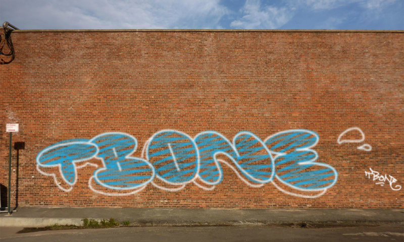 Bombing 1530260823366