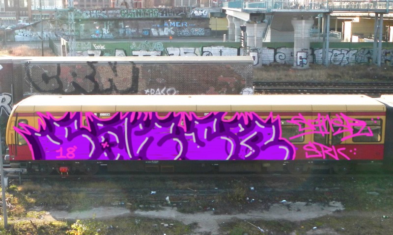 Bombing 1530419386342