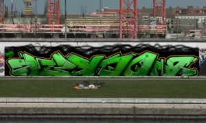 Bombing 1530700111585