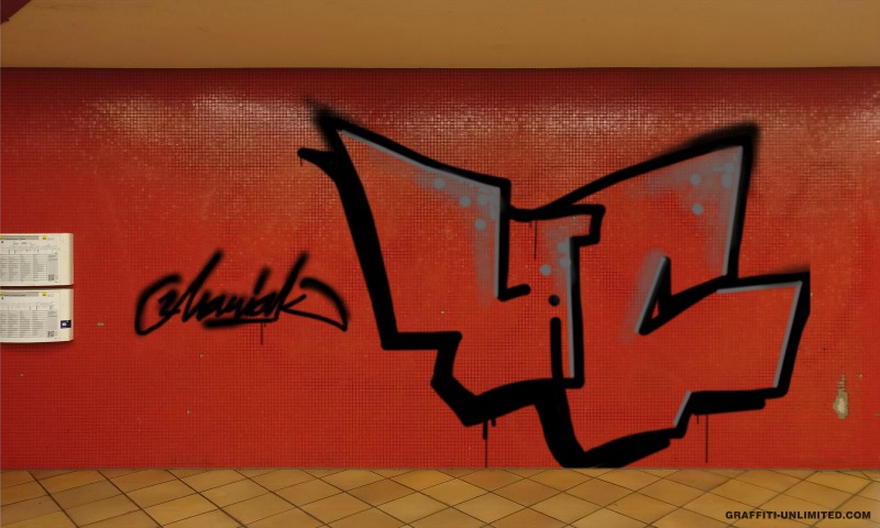 Bombing 1531799830068