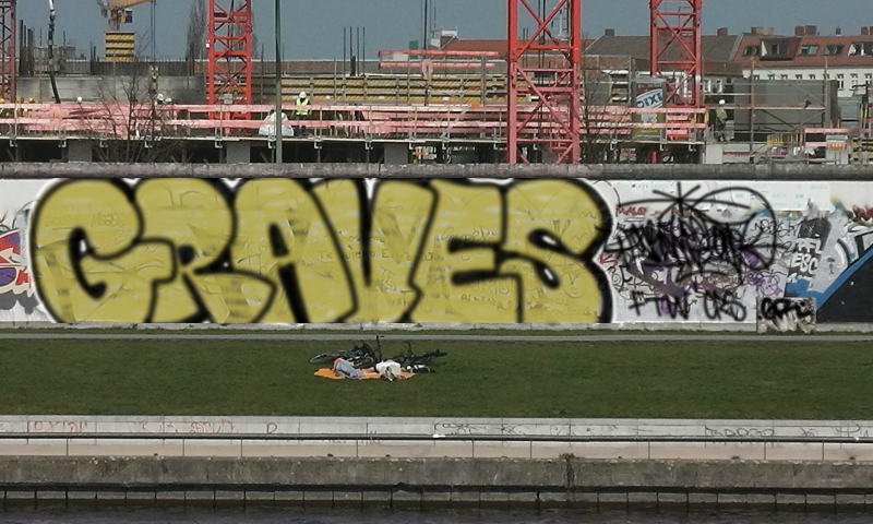 Bombing 1534297650852