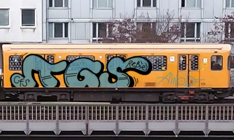 Bombing 1535755104466