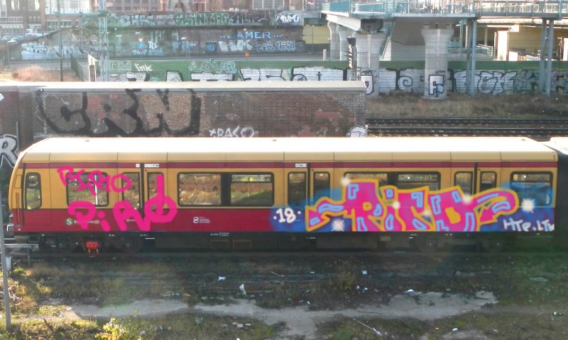 Bombing 1535950112485