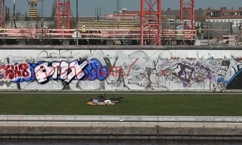 Bombing 1537044894115