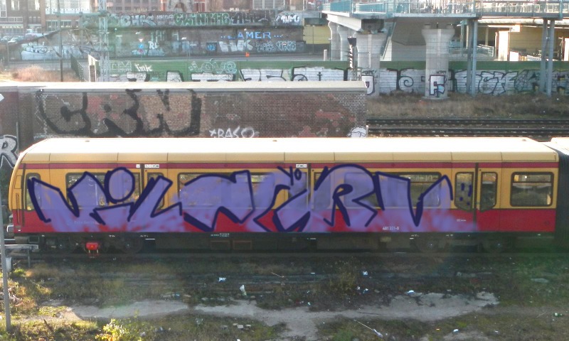 Bombing 1543650413526