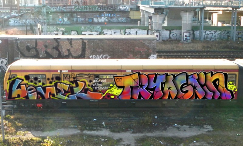 Bombing 1547295381825