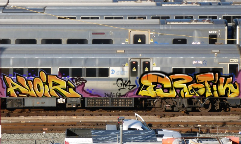 Bombing 1549522490443