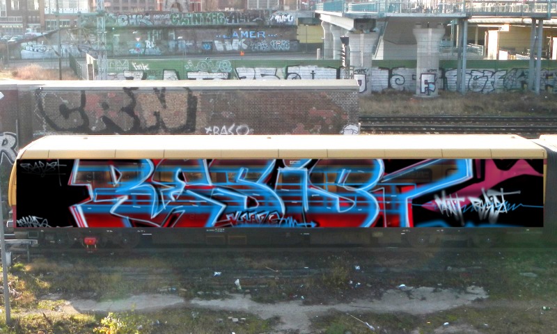 Bombing 1557212030878