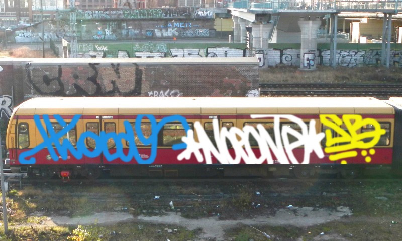 Bombing 1390124443647