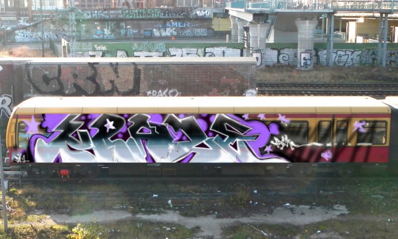 Bombing 1560043020045