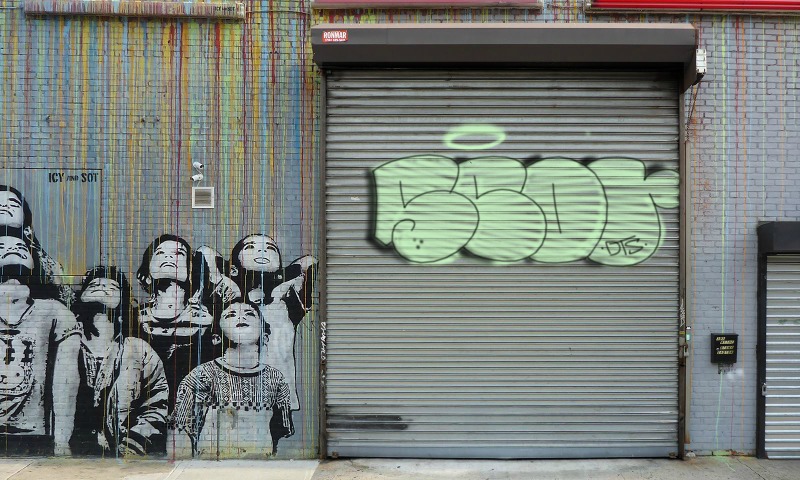 Bombing 1561308610145