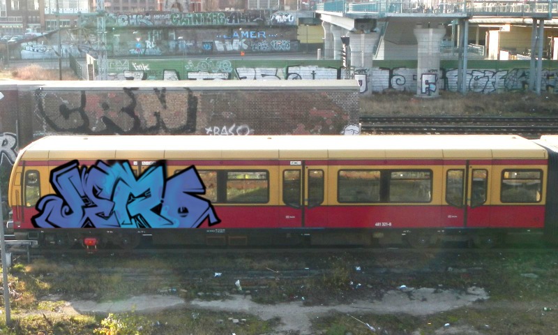 Bombing 1563482107602