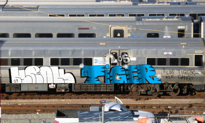 Bombing 1568863148858