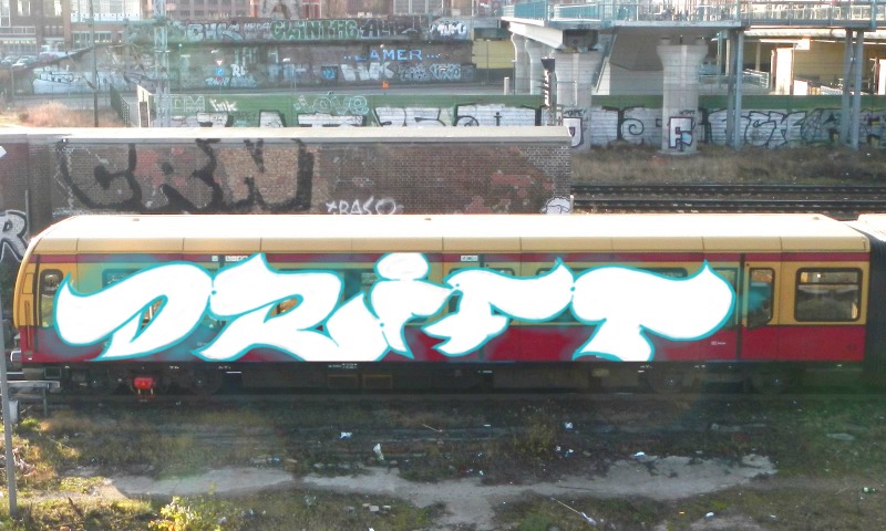 Bombing 1574639477003