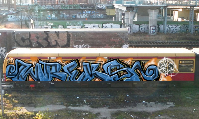 Bombing 1575884370037