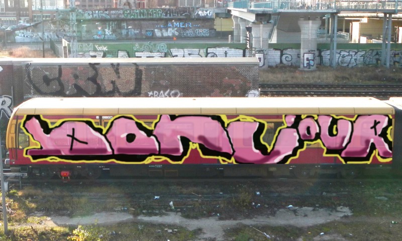 Bombing 1608211280859