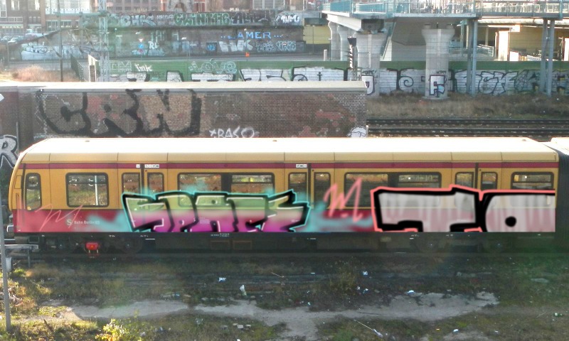 Bombing 1398342785648